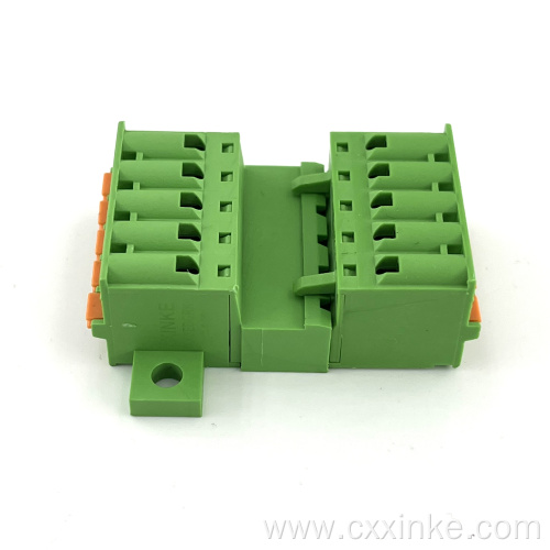 docking Spring-loaded male and female terminal blocks that can be fixed on panel